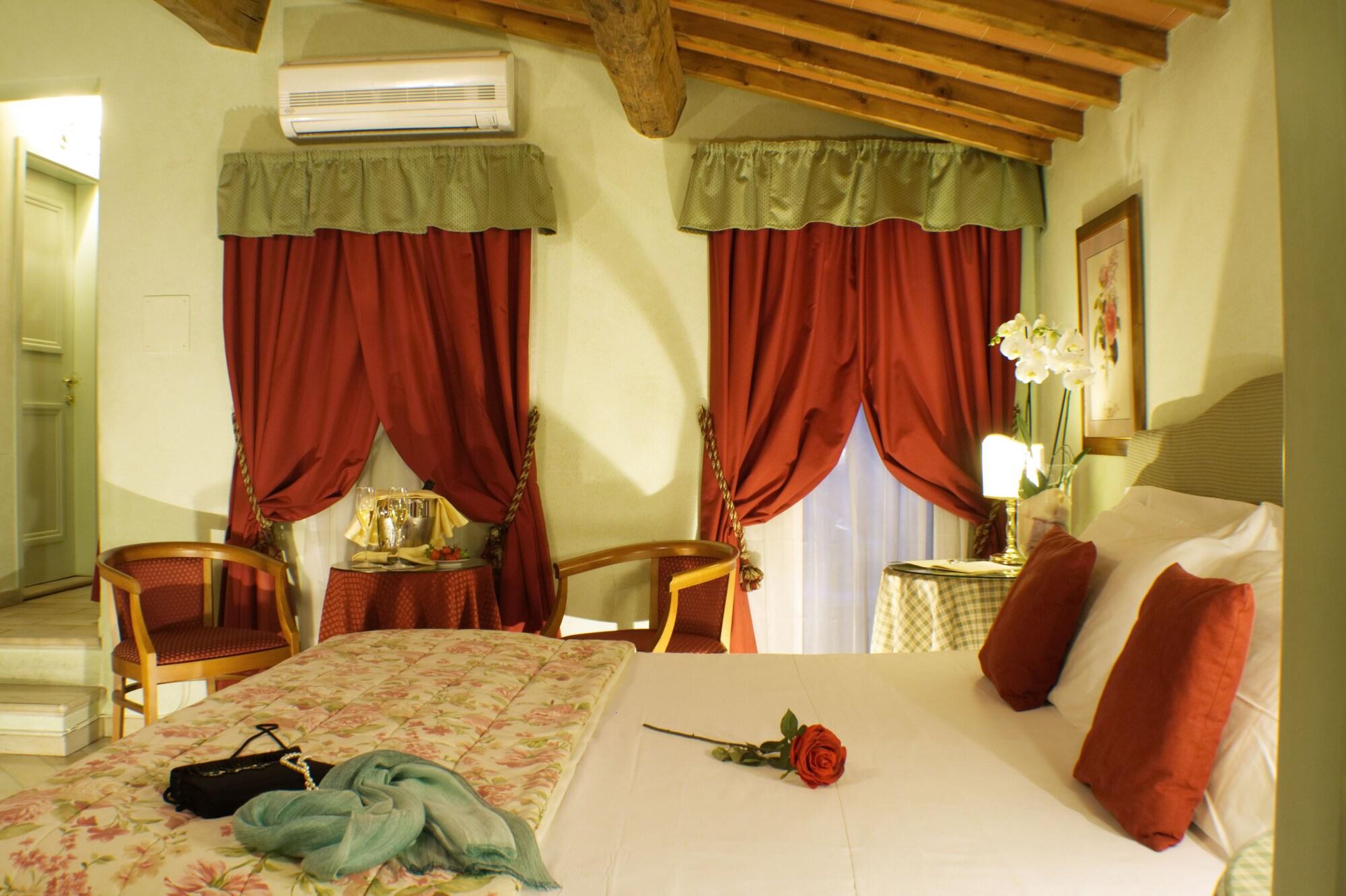Hotel Rosary Garden 3*
