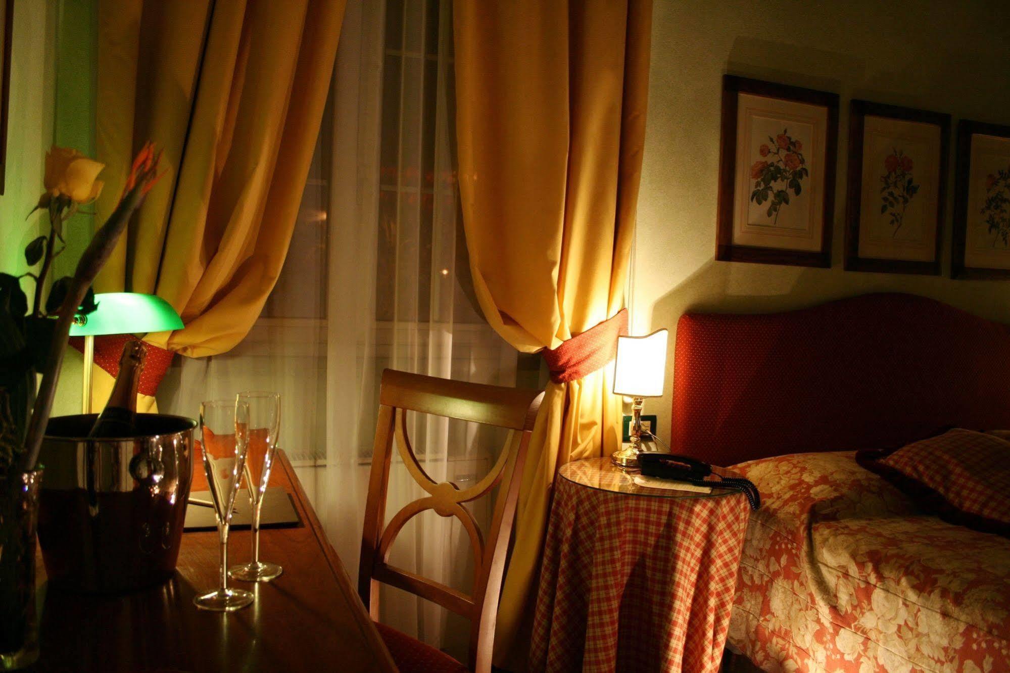Hotel Rosary Garden Florencia